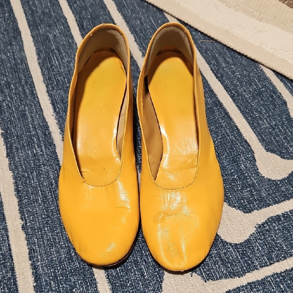 MARTINIANO GLOVE LOW HEEL, GOLD, 38